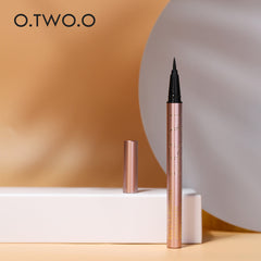 O.TWO.O Eyeliner Waterproof Black Liquid Eyeliner Pen Leak-proof Long Lasting Eye Liner